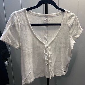 NWOT Hollister tie-front shirt